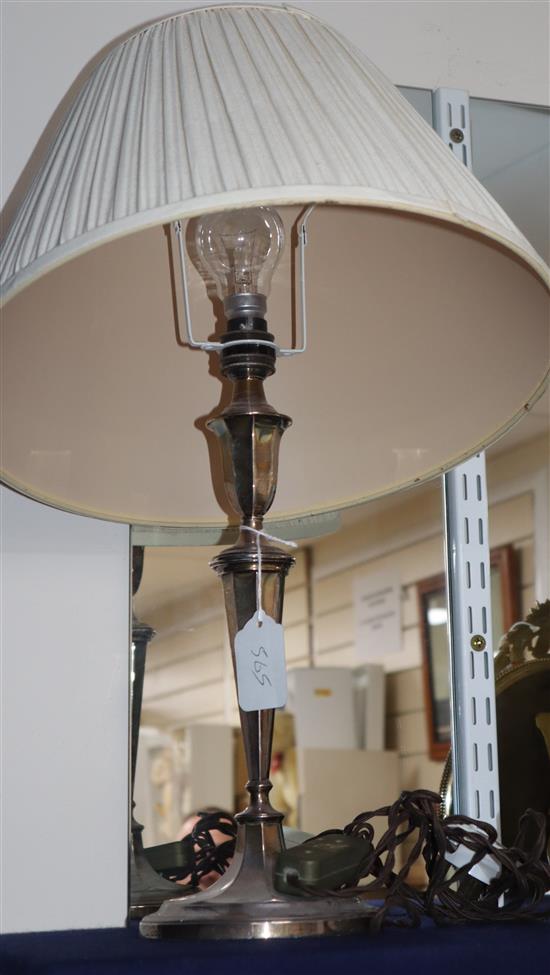 A George V silver table lamp by Mappin & Webb, Sheffield, 1939, lamp section 32cm.